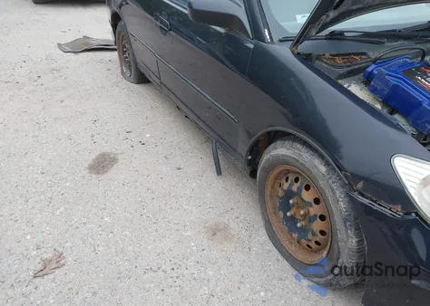 2004 Honda Civic Lx z USA, uszkodzony, nr VIN 2HGES165X4H543397